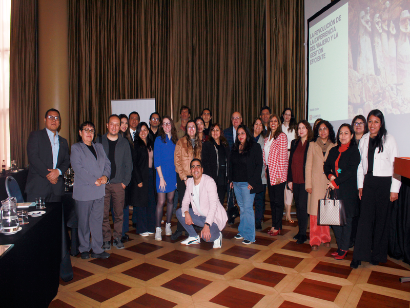 2025 - lA en Turismo - Vol. 2: La Revolución de la experiencia del viajero y la gestión eficiente